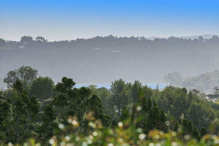 Photo of property in 272 Upper Harbour Drive, Greenhithe, Auckland, 0632