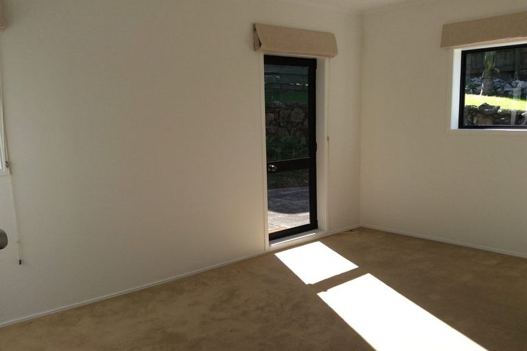 Photo of property in 36 Auld Street, Torbay, Auckland, 0630
