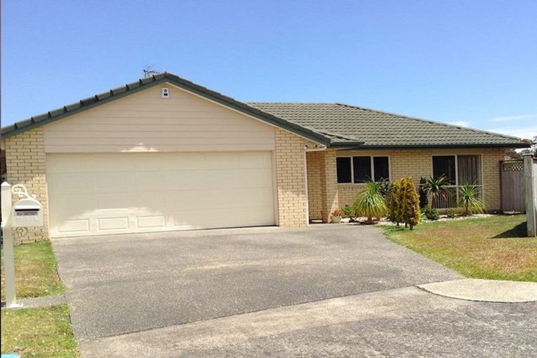 Photo of property in 30 Sandwick Drive, Weymouth, Auckland, 2103