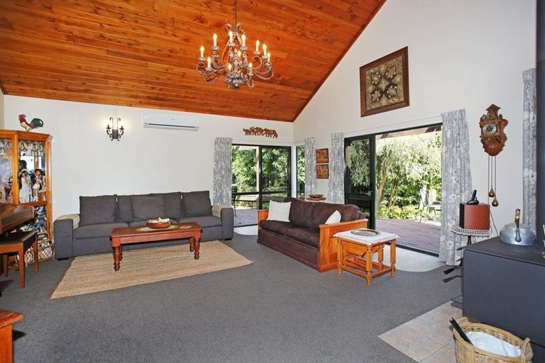 Photo of property in 22b Stone Road, Bombay, 2675