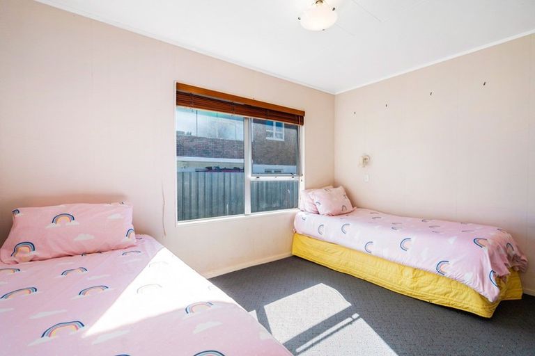 Photo of property in 117 Oakura Road, Oakura, Hikurangi, 0184