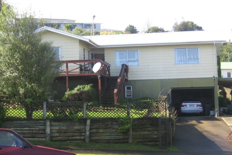 Photo of property in 41 Raumati Crescent, Onerahi, Whangarei, 0110