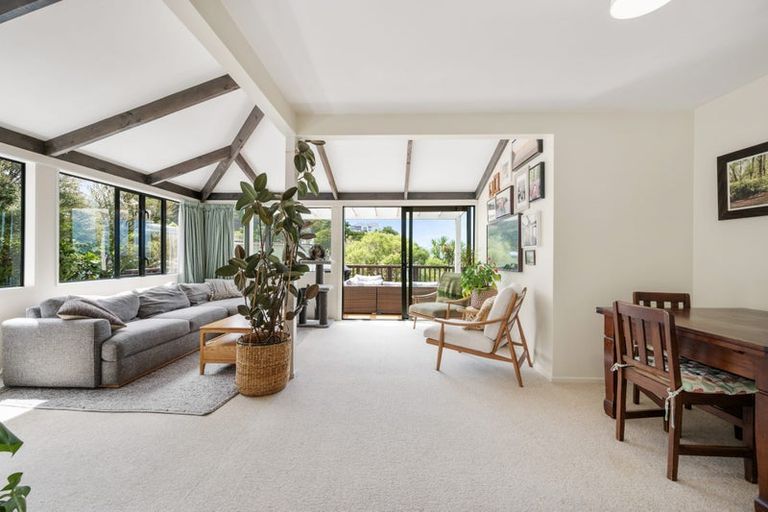 Photo of property in 21 Crieff Street, Northland, Wellington, 6012