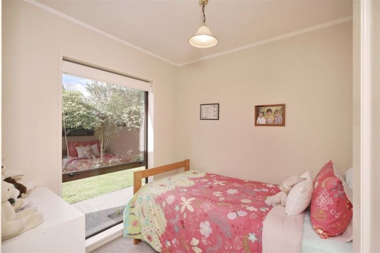 Photo of property in 23 Rubens Place, Burnside, Christchurch, 8053