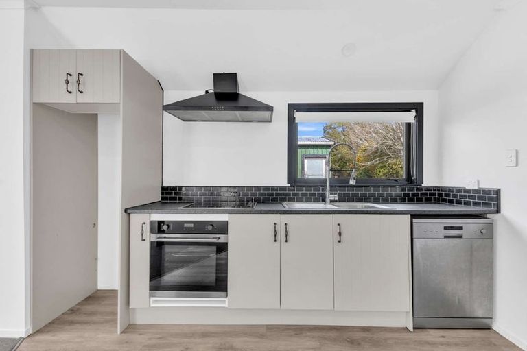 Photo of property in 9 Falstaff Street, Stratford, 4332