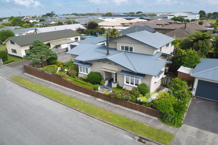 Photo of property in 40 Palmerston Street, Greymouth, 7805