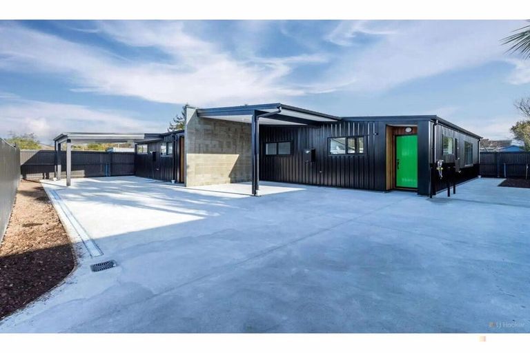 Photo of property in 8b Holmes Street, Waimate, 7924
