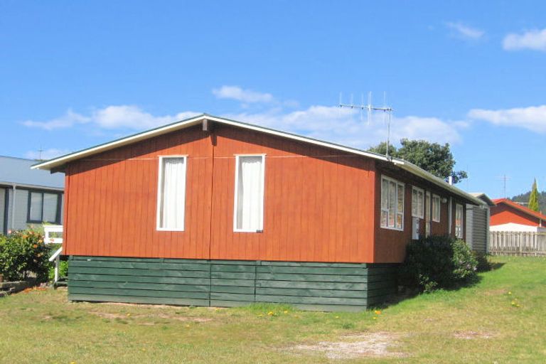 Photo of property in 106 Weka Street, Whangamata, 3620