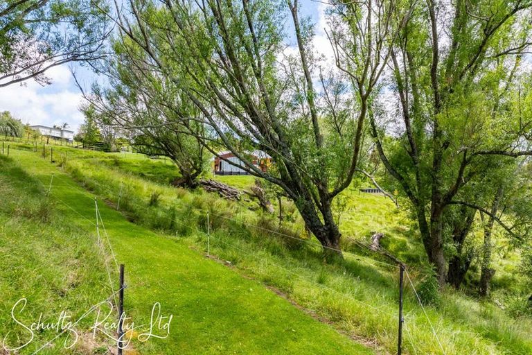 Photo of property in 16 Nikau Lane, Maungaturoto, 0520