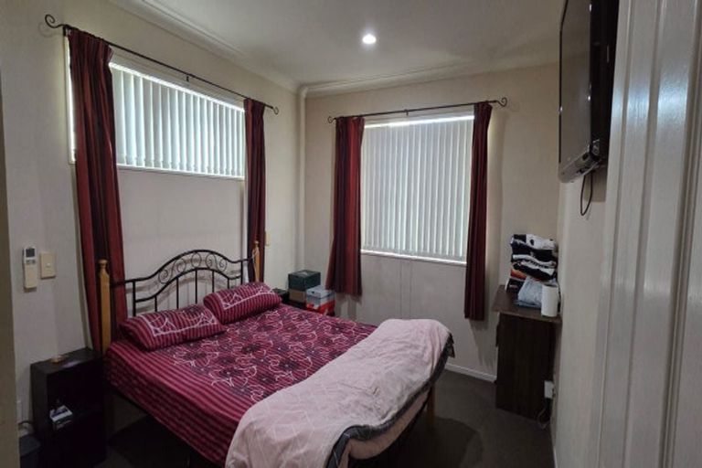 Photo of property in 135 Cyril French Drive, Flat Bush, Auckland, 2016