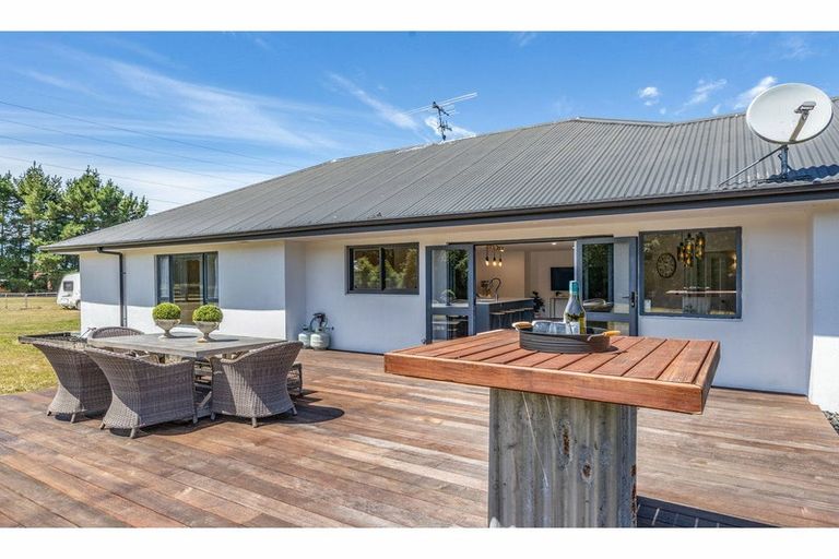 Photo of property in 384 No 10 Road, Swannanoa, Rangiora, 7476