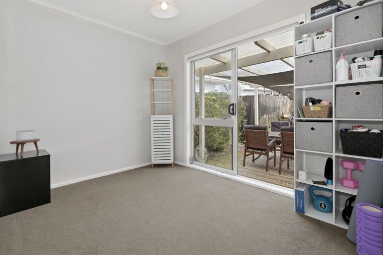 Photo of property in 74 Queen Road, Bellevue, Tauranga, 3110
