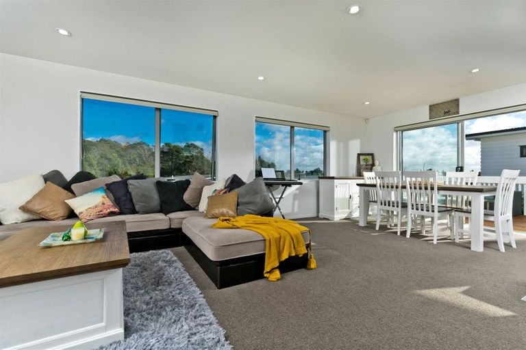 Photo of property in 55 Leo Street, Glen Eden, Auckland, 0602