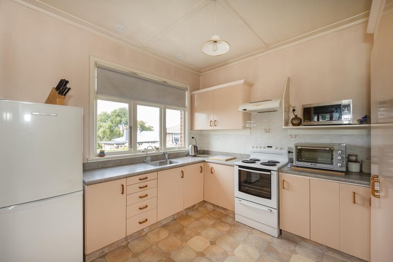 Photo of property in 3 Clyde Street, Oamaru North, Oamaru, 9400