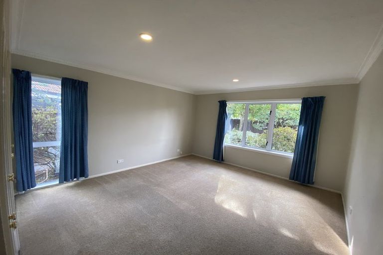 Photo of property in 15 Chatswood Place, Bishopdale, Christchurch, 8051