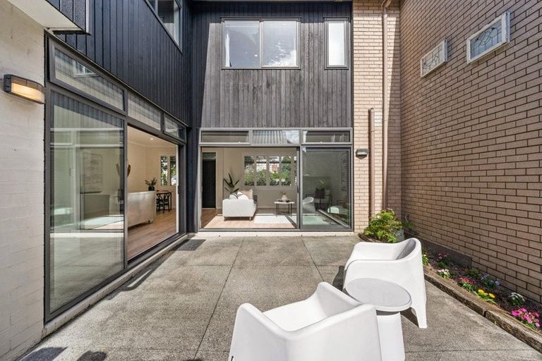 Photo of property in 68 Buckley Avenue, Hobsonville, Auckland, 0616