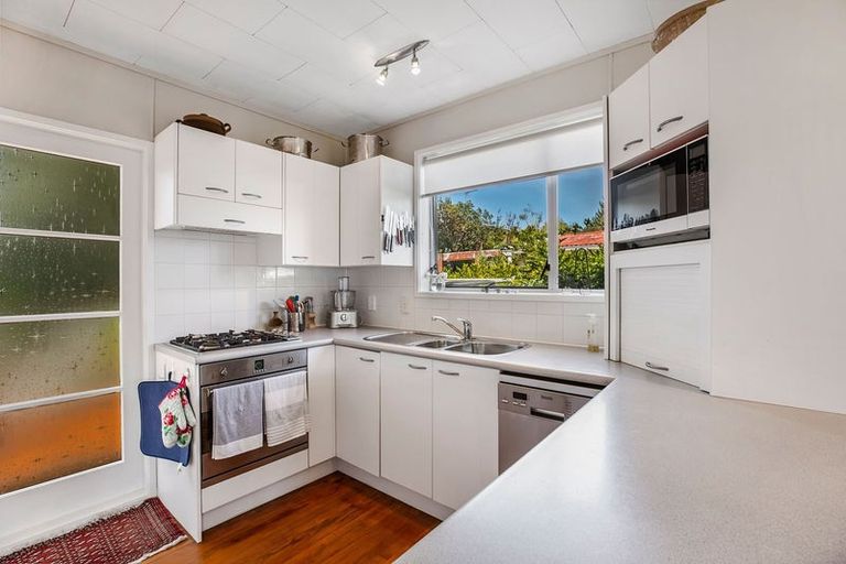 Photo of property in 1/40 Hope Farm Avenue, Pakuranga Heights, Auckland, 2010