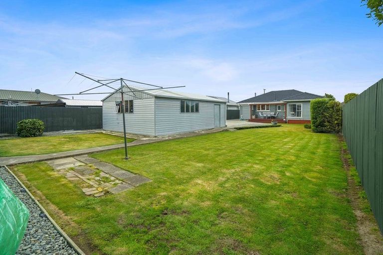 Photo of property in 104 Neill Street, Hornby, Christchurch, 8042