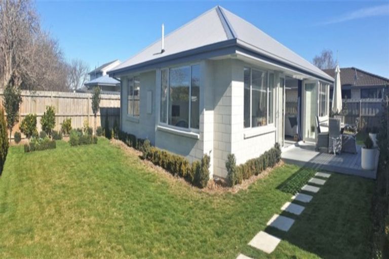 Photo of property in 5a Scott Street, Rangiora, 7400