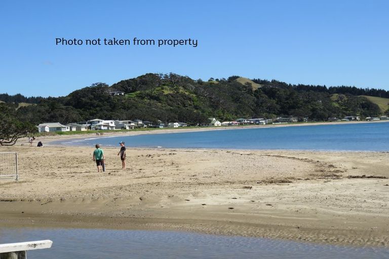 Photo of property in 70 Rapata Road, Oakura, Hikurangi, 0184