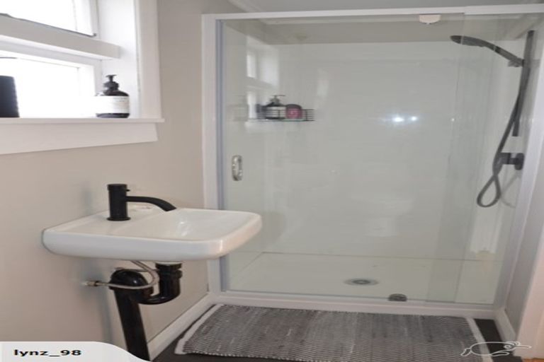 Photo of property in 30 Rongotea Road, Rongotea, Palmerston North, 4476