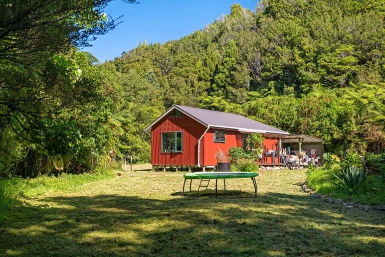 Photo of property in 29 Waiwhero Road, Barrytown, Runanga, 7873