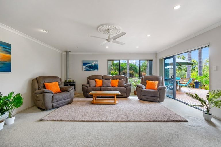 Photo of property in 99 Old Parua Bay Road, Abbey Caves, Whangarei, 0175
