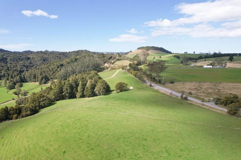 Photo of property in Pigs Head Road, Whakapara, Hikurangi, 0184