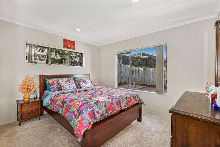 Photo of property in 28 Foxlaw Street, Randwick Park, Auckland, 2105