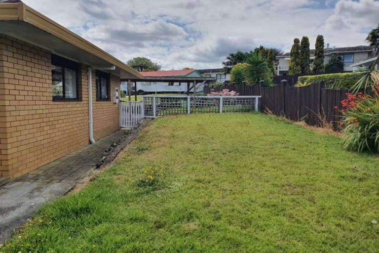 Photo of property in 33 Derrimore Heights, Clover Park, Auckland, 2019