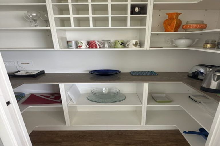 Photo of property in 8 Awatira Drive, Papamoa Beach, Papamoa, 3118