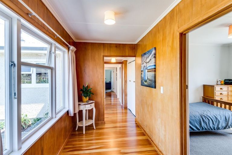 Photo of property in 20 Chester Street, Taradale, Napier, 4112