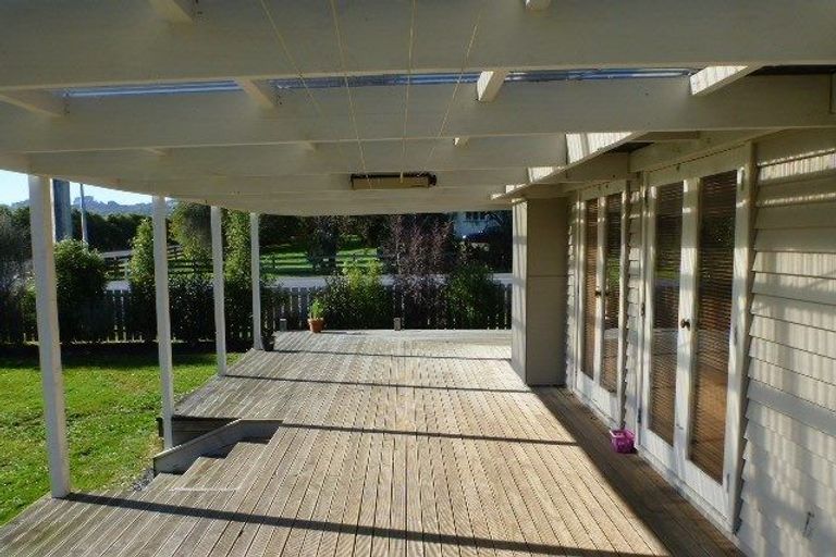 Photo of property in 1 Fitzgerald Road, Drury, 2113