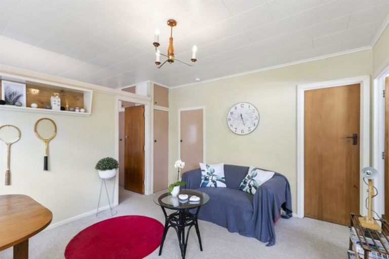 Photo of property in 160 Parkvale Road, Karori, Wellington, 6012