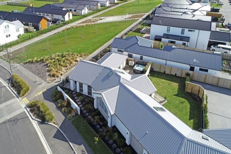 Photo of property in 8 Manarola Road, Halswell, Christchurch, 8025