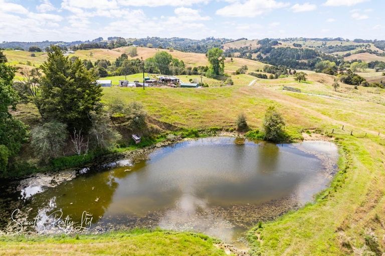 Photo of property in 1820 State Highway 12, Paparoa, 0571