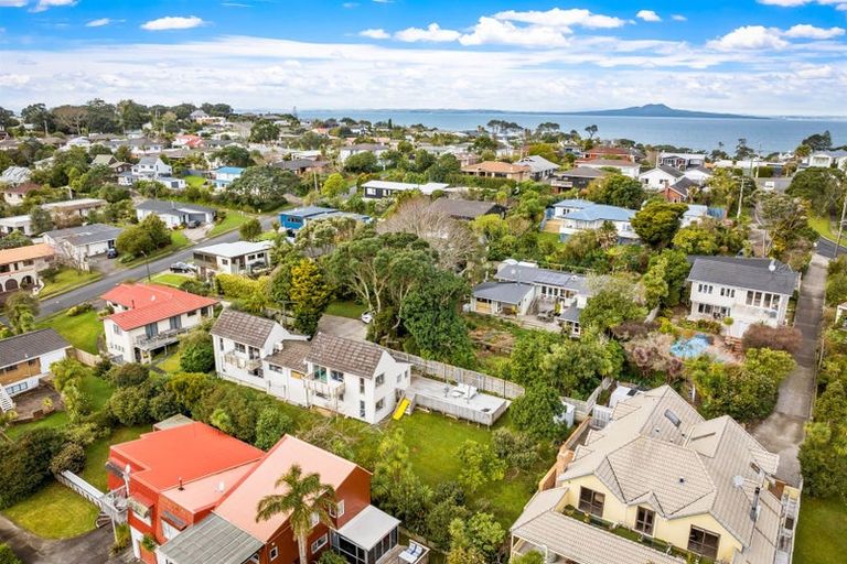 Photo of property in 1/20 Waiau Street, Torbay, Auckland, 0630
