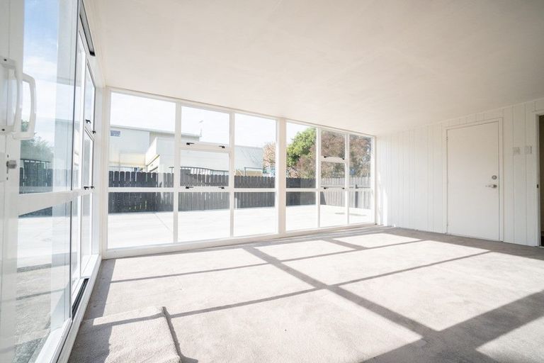 Photo of property in 224a Victoria Avenue, Hokowhitu, Palmerston North, 4410