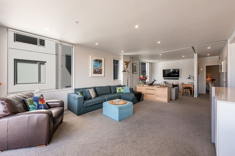 Photo of property in Trinity Apartments, 402/19 College Street, Te Aro, Wellington, 6011