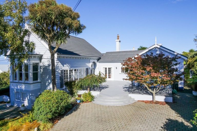 Photo of property in 99 Eglinton Road, Mornington, Dunedin, 9011
