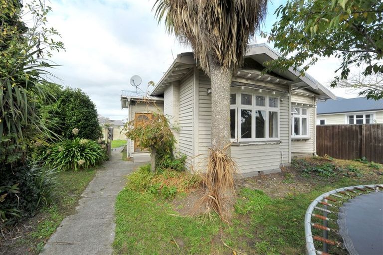 Photo of property in 77 Halswell Road, Hillmorton, Christchurch, 8025