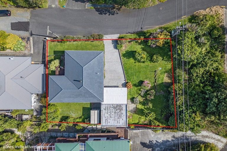 Photo of property in 1 Hawkes Street, Onerahi, Whangarei, 0110