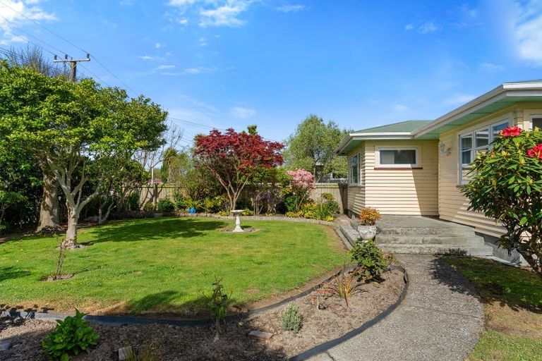 Photo of property in 17 Atmore Avenue, Otaki, 5512