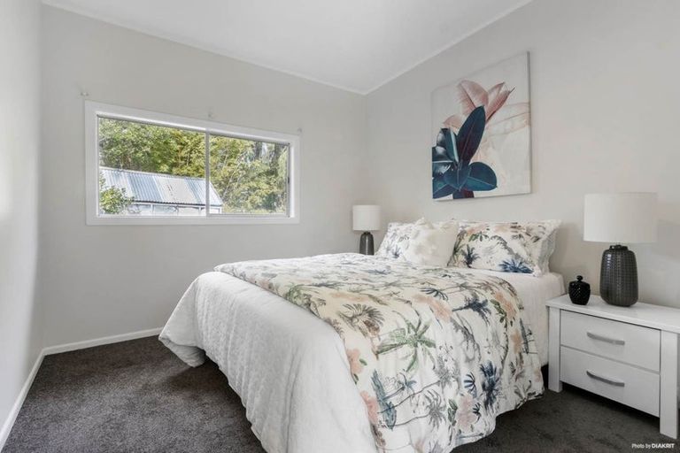 Photo of property in 135c Rosier Road, Glen Eden, Auckland, 0602