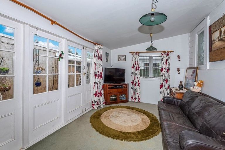 Photo of property in 59 Valley Road, Hikurangi, 0114