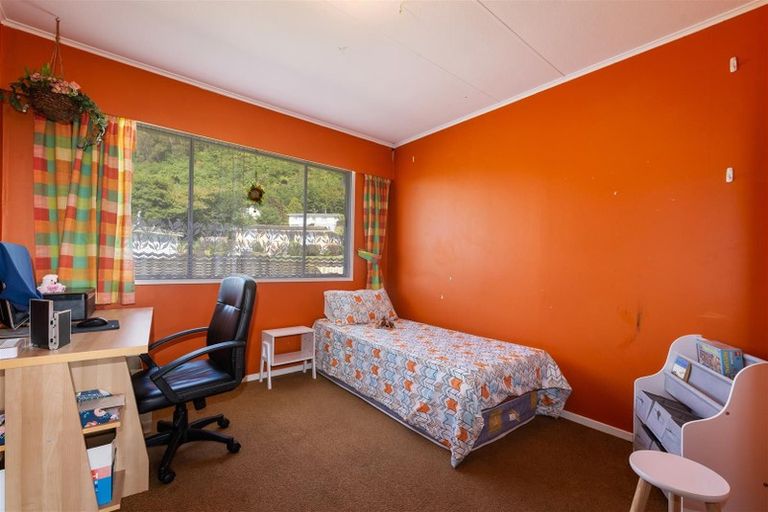Photo of property in 4 Hawk Place, Selwyn Heights, Rotorua, 3015