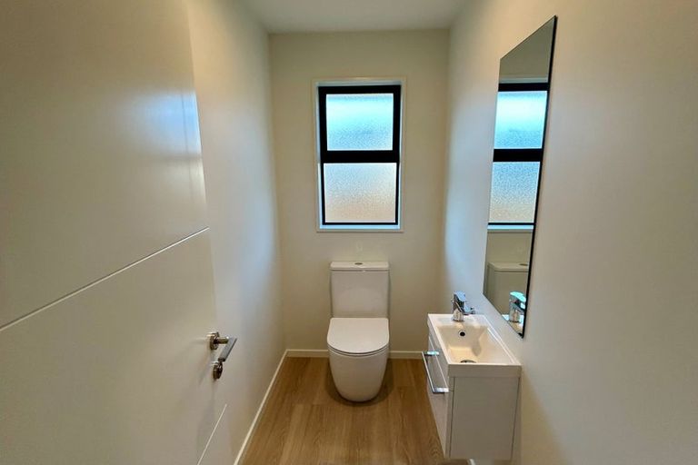 Photo of property in 8 Emeline Chapman Drive, Cracroft, Christchurch, 8022