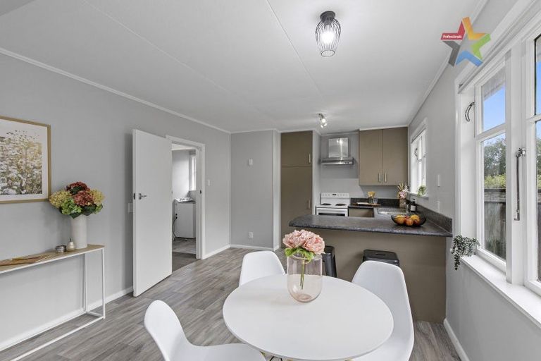 Photo of property in 26 Lowry Crescent, Stokes Valley, Lower Hutt, 5019