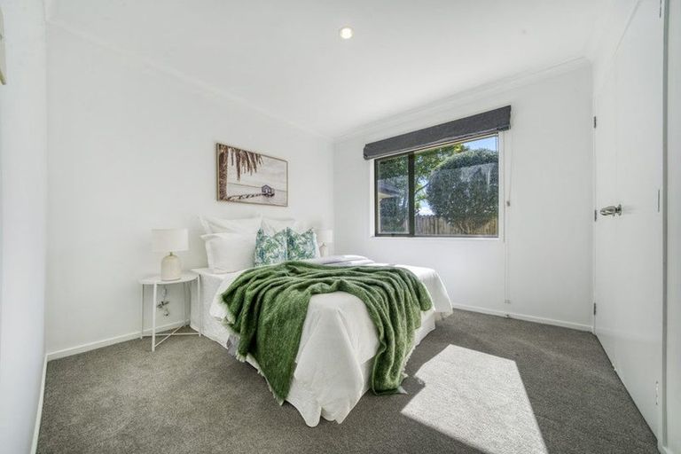 Photo of property in 22 Ranchod Terrace, Pukekohe, 2120