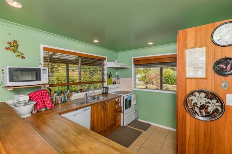 Photo of property in 18 Edkins Road, Kerikeri, 0230